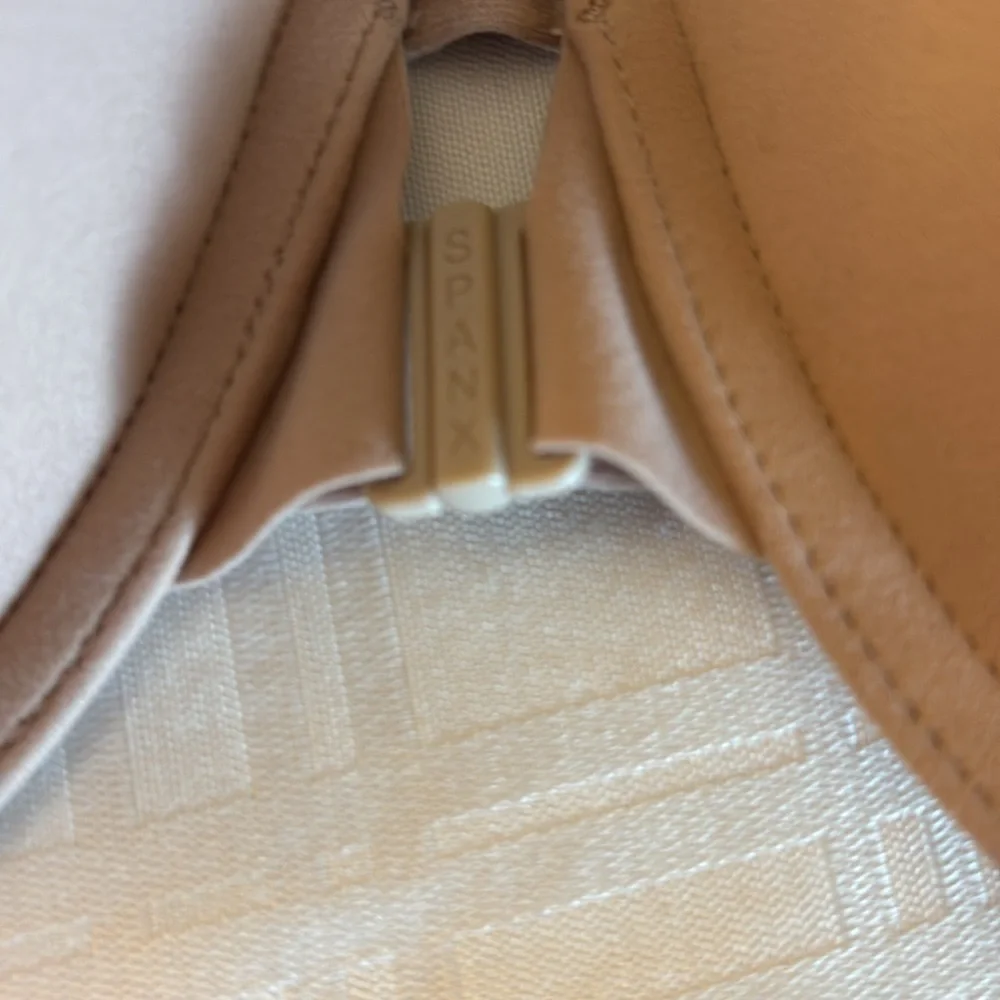 Spanx Bra-llelujah! Lightly Lined Full Coverage Front Hook Underwire Bra